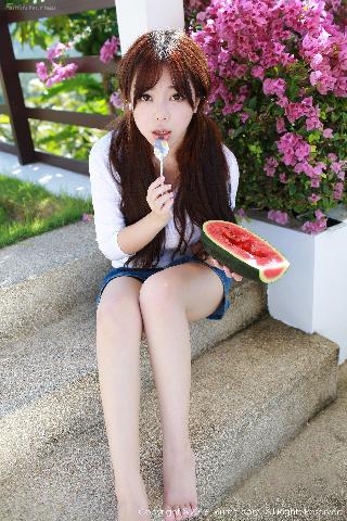 惊爆！《隔壁人妻》无删减版究竟藏着啥秘密？数字背后的真相你知道吗？
